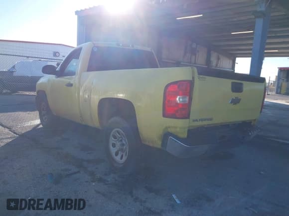 ✅ 2007 Chevrolet Silverado 1500 Work Truck • VIN: 1GCEC14C47Z609167 • Лот: 41553817. Опубликован ранее на IAAI с пробегом 207 380 миль. Бесплатный доступ к архиву аукционных продаж из США и подробный отчёт об истории автомобиля на DreamBid. Изображение 3.