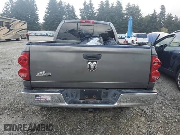 2008 Dodge 1500 SLT z VIN 1D7HA18238S558880, wystawiony jako Copart lot #75567604 z przebiegiem 105 572 mil mil oraz Szkoda całkowita • Salvage title. Historia ofert i sprzedaży dostępna na DreamBid. Obrazek 6.