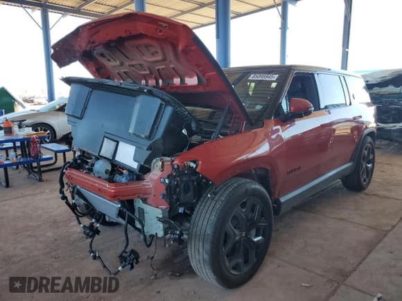 ✅ 2025 Rivian R1S Adventure • VIN: 7PDSGBBA8SN062962 • Лот: 85095945. Опубликован ранее на Copart с пробегом 8 989 миль. Бесплатный доступ к архиву аукционных продаж из США и подробный отчёт об истории автомобиля на DreamBid. Изображение 1.