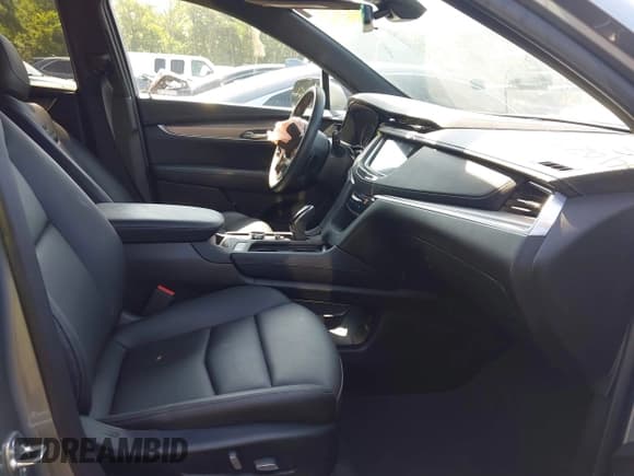 ✅ 2024 Cadillac XT5 FWD Luxury • VIN: 1GYKNAR47RZ730884 • Lot: 42640234. Listed on IAAI with 14,238 mi. Free auction sales archive from the USA and detailed vehicle history report at DreamBid. Image 5.