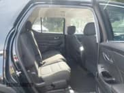 ✅ 2019 Chevrolet Traverse LS • VIN: 1GNEVFKW0KJ162114 • Lot: 43371734. Wystawiony na IAAI z przebiegiem 114 863 mil. Bezpłatny archiwum sprzedaży aukcyjnych z USA i szczegółowy raport historii pojazdu na DreamBid. Zdjęcie 8.