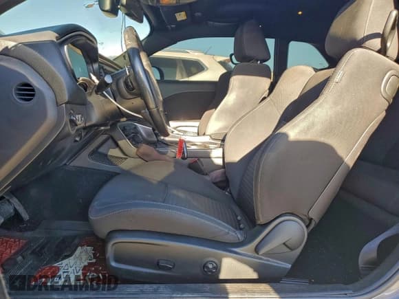 ✅ 2019 Dodge Challenger R/T • VIN: 2C3CDZBT7KH606184 • Лот: 91633465. Опубликован ранее на Copart с пробегом 96 365 миль. Бесплатный доступ к архиву аукционных продаж из США и подробный отчёт об истории автомобиля на DreamBid. Изображение 7.