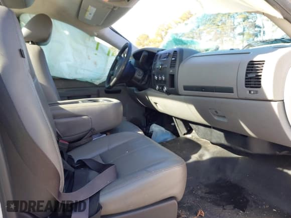 ✅ 2012 Chevrolet Silverado 1500 Work Truck • VIN: 1GCNCPEA8CZ185096 • Lot: 41426782. Listed on IAAI with 123,886 mi. Free auction sales archive from the USA and detailed vehicle history report at DreamBid. Image 8.