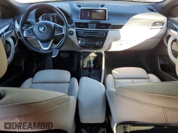 ✅ 2020 BMW X2 xDrive28i • VIN: WBXYJ1C01L5P43827 • Лот: 69745155. Опубликован ранее на Copart с пробегом 92 030 миль. Бесплатный доступ к архиву аукционных продаж из США и подробный отчёт об истории автомобиля на DreamBid. Изображение 8.