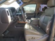 ✅ 2015 GMC Sierra 2500HD SLT • VIN: 1GT12ZE85FF527104 • Lot: 84465705. Wystawiony na Copart z przebiegiem 198 722 mil. Bezpłatny archiwum sprzedaży aukcyjnych z USA i szczegółowy raport historii pojazdu na DreamBid. Zdjęcie 7.