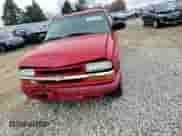 2002 Chevrolet Blazer LS z VIN 1GNDT13WX2K174090, wystawiony jako Copart lot #81279404 z przebiegiem 168 373 mil mil oraz Szkoda całkowita • Salvage title. Historia ofert i sprzedaży dostępna na DreamBid. Obrazek 12.