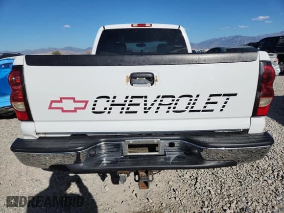 ✅ 2007 Chevrolet Silverado 1500 Work Truck • VIN: 1GCEK19V17E132248 • Lot: 81695715. Listed on Copart with 191,836 mi. Free auction sales archive from the USA and detailed vehicle history report at DreamBid. Image 6.