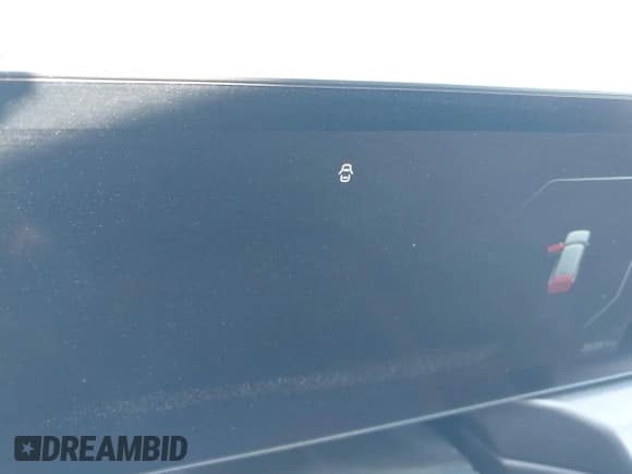 ✅ 2024 Kia EV9 Wind • VIN: KNDAFFS57R6033697 • Lot: 43137239. Wystawiony na IAAI z przebiegiem 20 351 mil. Bezpłatny archiwum sprzedaży aukcyjnych z USA i szczegółowy raport historii pojazdu na DreamBid. Zdjęcie 7.