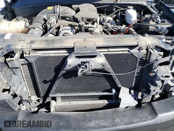 ✅ 2006 Chevrolet Silverado 2500HD LT1 • VIN: 1GCHC23D16F194368 • Лот: 48379025. Опубликован ранее на Copart с пробегом 135 673 миль. Бесплатный доступ к архиву аукционных продаж из США и подробный отчёт об истории автомобиля на DreamBid. Изображение 11.