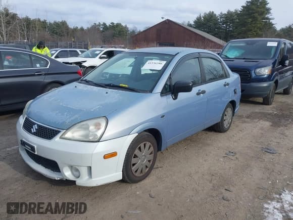 ✅ 2007 Suzuki Aerio Premium • VIN: JS2RA62S475355083 • Lot: 41336586. Wystawiony na IAAI z przebiegiem 161 166 mil. Bezpłatny archiwum sprzedaży aukcyjnych z USA i szczegółowy raport historii pojazdu na DreamBid. Zdjęcie 6.