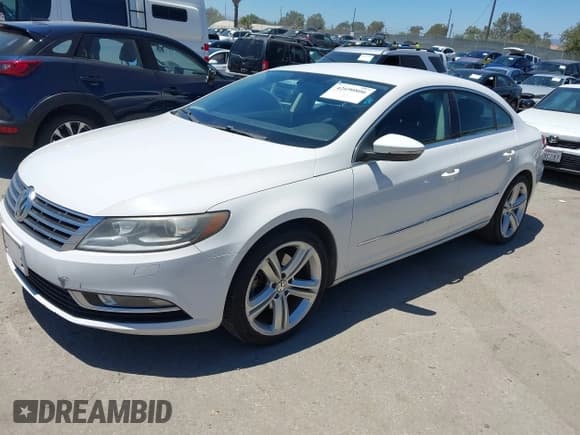 ✅ 2013 Volkswagen CC R-Line • VIN: WVWBP7AN0DE510087 • Lot: 42690806. Listed on IAAI with 125,738 mi. Free auction sales archive from the USA and detailed vehicle history report at DreamBid. Image 17.