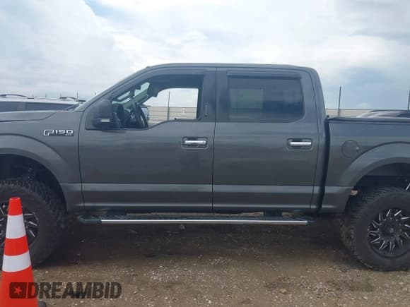 ✅ 2018 Ford F-150 XL • VIN: 1FTEW1CP8JKF02487 • Лот: 42756854. Опубликован ранее на IAAI с пробегом Не указан. Бесплатный доступ к архиву аукционных продаж из США и подробный отчёт об истории автомобиля на DreamBid. Изображение 14.