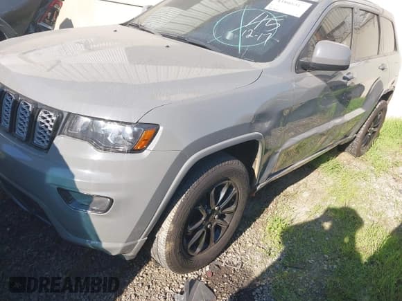 ✅ 2020 Jeep Grand Cherokee Altitude • VIN: 1C4RJFAG6LC196340 • Lot: 43808017. Listed on IAAI with 81,960 mi. Free auction sales archive from the USA and detailed vehicle history report at DreamBid. Image 2.