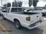 2003 Chevrolet S-10 LS с VIN 1GCCS19X638196769, выставлен на аукционе IAAI как лот 43369687 с пробегом 91 066 миль миль и . История ставок и продаж доступна на DreamBid. Изображение 3.