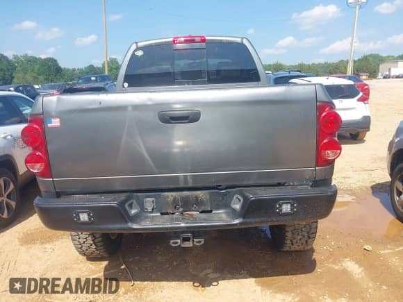 2008 Dodge 1500 SLT with VIN 3D7KS19D38G132407, listed as a IAAI auction lot 42446181 with 181,997 mi miles and . Bid and sale history available at DreamBid. Image 16.