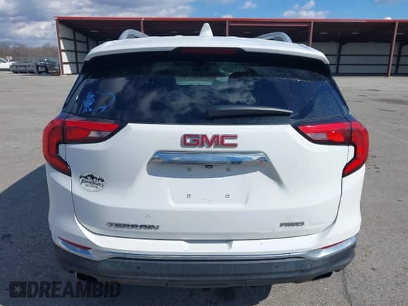 ✅ 2020 GMC Terrain SLT • VIN: 3GKALVEX4LL222454 • Лот: 41667309. Опубликован ранее на IAAI с пробегом 111 729 миль. Бесплатный доступ к архиву аукционных продаж из США и подробный отчёт об истории автомобиля на DreamBid. Изображение 16.