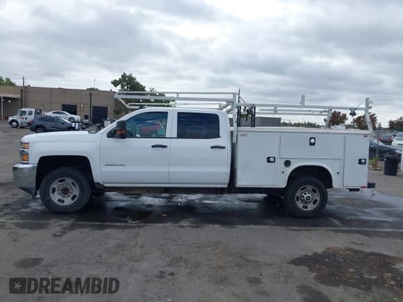 ✅ 2016 Chevrolet Silverado 2500HD Work Truck • VIN: 1GC1CUEG2GF102108 • Lot: 43471361. Listed on IAAI with 185,168 mi. Free auction sales archive from the USA and detailed vehicle history report at DreamBid. Image 14.