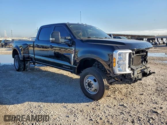 ✅ 2024 Ford F-350 XLT • VIN: 1FT8W3DT2REC47074 • Лот: 95631105. Опубликован ранее на Copart с пробегом 42 547 миль. Бесплатный доступ к архиву аукционных продаж из США и подробный отчёт об истории автомобиля на DreamBid. Изображение 4.