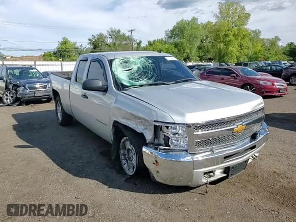 ✅ 2013 Chevrolet Silverado 1500 LT • VIN: 1GCRKSE75DZ213384 • Lot: 71725835. Listed on Copart with 142,857 mi. Free auction sales archive from the USA and detailed vehicle history report at DreamBid. Image 13.