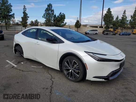 2024 Toyota Prius LE with VIN JTDACAAU6R3035690, listed as a Copart auction lot 80575715 with 23,514 mi miles and Salvage title. Bid and sale history available at DreamBid. Image 4.