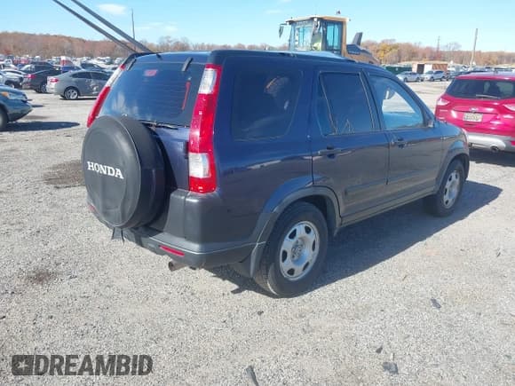 ✅ 2006 Honda CR-V LX • VIN: JHLRD78516C061081 • Lot: 43595439. Listed on IAAI with 212,421 mi. Free auction sales archive from the USA and detailed vehicle history report at DreamBid. Image 4.