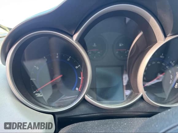 ✅ 2016 Chevrolet Cruze LS • VIN: 1G1PC5SH3G7183037 • Лот: 43604995. Опубликован ранее на IAAI с пробегом 113 479 миль. Бесплатный доступ к архиву аукционных продаж из США и подробный отчёт об истории автомобиля на DreamBid. Изображение 7.