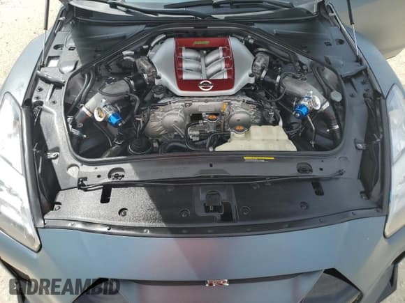 ✅ 2017 Nissan GT-R Premium • VIN: JN1AR5EF4HM820593 • Lot: 73290464. Listed on Copart with 13,339 mi. Free auction sales archive from the USA and detailed vehicle history report at DreamBid. Image 11.