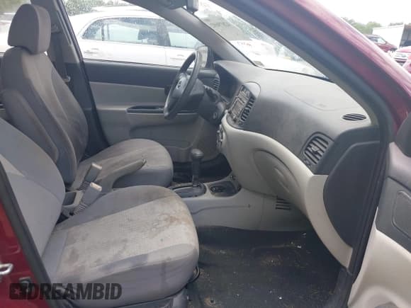 ✅ 2010 Hyundai Accent GLS • VIN: KMHCN4AC8AU472807 • Лот: 42879692. Опубликован ранее на IAAI с пробегом 129 807 миль. Бесплатный доступ к архиву аукционных продаж из США и подробный отчёт об истории автомобиля на DreamBid. Изображение 5.