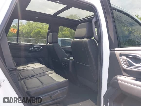 ✅ 2021 Chevrolet Tahoe LT • VIN: 1GNSKNKD1MR441712 • Lot: 42342454. Listed on IAAI with 61,178 mi. Free auction sales archive from the USA and detailed vehicle history report at DreamBid. Image 8.