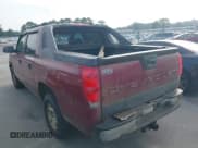 ✅ 2005 Chevrolet Avalanche Z66 • VIN: 3GNEC12ZX5G142963 • Lot: 42617722. Listed on IAAI with Not provided. Free auction sales archive from the USA and detailed vehicle history report at DreamBid. Image 3.