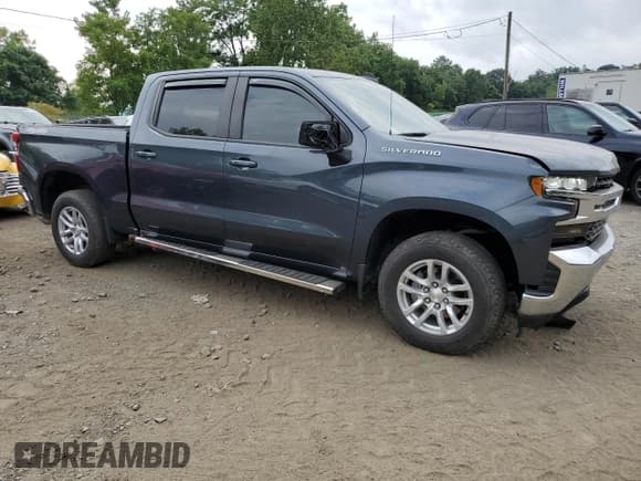 ✅ 2021 Chevrolet Silverado 1500 LT • VIN: 1GCPYJEKXMZ450988 • Lot: 67825464. Wystawiony na Copart z przebiegiem 12 388 mil. Bezpłatny archiwum sprzedaży aukcyjnych z USA i szczegółowy raport historii pojazdu na DreamBid. Zdjęcie 4.