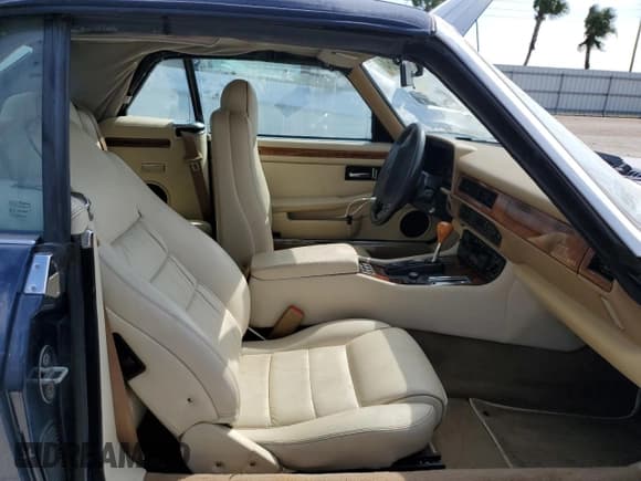 ✅ 1995 Jaguar XJS • VIN: SAJNX2346SC195018 • Лот: 76154964. Опубликован ранее на Copart с пробегом 31 484 миль. Бесплатный доступ к архиву аукционных продаж из США и подробный отчёт об истории автомобиля на DreamBid. Изображение 10.