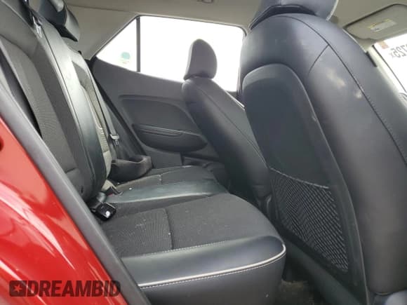 ✅ 2023 Hyundai Venue SEL • VIN: KMHRC8A31PU228786 • Lot: 54070725. Listed on Copart with 31,269 mi. Free auction sales archive from the USA and detailed vehicle history report at DreamBid. Image 11.