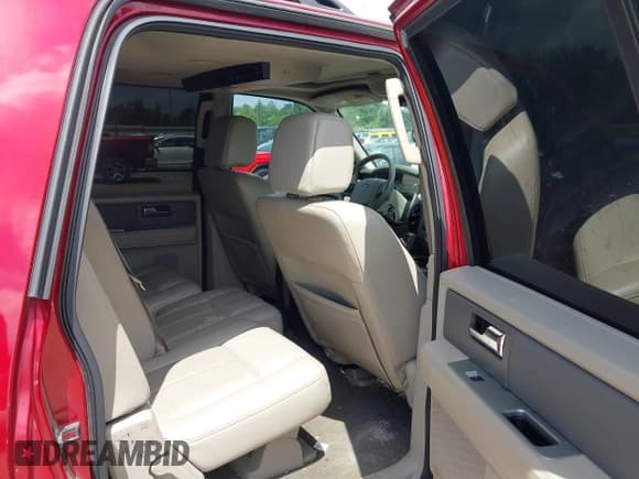 ✅ 2007 Ford Expedition Max XLT • VIN: 1FMFK16537LA86518 • Лот: 42472229. Опубликован ранее на IAAI с пробегом 213 010 миль. Бесплатный доступ к архиву аукционных продаж из США и подробный отчёт об истории автомобиля на DreamBid. Изображение 8.