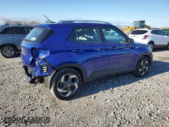 ✅ 2024 Hyundai Venue SEL • VIN: KMHRC8A35RU293661 • Lot: 87377184. Listed on Copart with 14,190 mi. Free auction sales archive from the USA and detailed vehicle history report at DreamBid. Image 3.