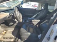 ✅ 2019 Tesla Model 3 Long Range • VIN: 5YJ3E1EBXKF493320 • Lot: 87417275. Wystawiony na Copart z przebiegiem 77 168 mil. Bezpłatny archiwum sprzedaży aukcyjnych z USA i szczegółowy raport historii pojazdu na DreamBid. Zdjęcie 7.