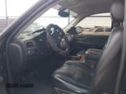 ✅ 2007 Chevrolet Suburban LT • VIN: 3GNFC16017G165602 • Lot: 42680551. Listed on IAAI with 122,310 mi. Free auction sales archive from the USA and detailed vehicle history report at DreamBid. Image 5.