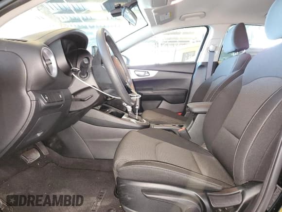 ✅ 2024 Kia Forte LXS • VIN: 3KPF24AD0RE732341 • Lot: 82388575. Listed on Copart with 10,491 mi. Free auction sales archive from the USA and detailed vehicle history report at DreamBid. Image 7.