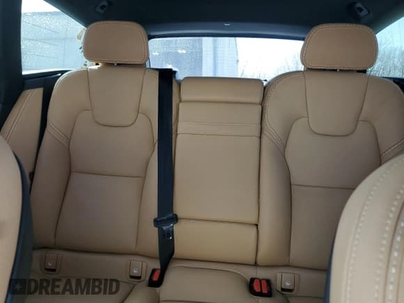 ✅ 2020 Volvo V90 • VIN: YV4A22NL4L1107819 • Lot: 49939974. Listed on Copart with 36,294 mi. Free auction sales archive from the USA and detailed vehicle history report at DreamBid. Image 10.