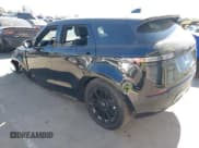 ✅ 2024 Land Rover Range Rover Evoque Dynamic SE • VIN: SALZL2FX3RH243422 • Lot: 40679814. Wystawiony na IAAI z przebiegiem 3 821 mil. Bezpłatny archiwum sprzedaży aukcyjnych z USA i szczegółowy raport historii pojazdu na DreamBid. Zdjęcie 3.