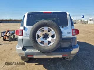✅ 2007 Toyota FJ Cruiser • VIN: JTEBU11F170003971 • Lot: 94543855. Listed on Copart with 137,489 mi. Free auction sales archive from the USA and detailed vehicle history report at DreamBid. Image 6.