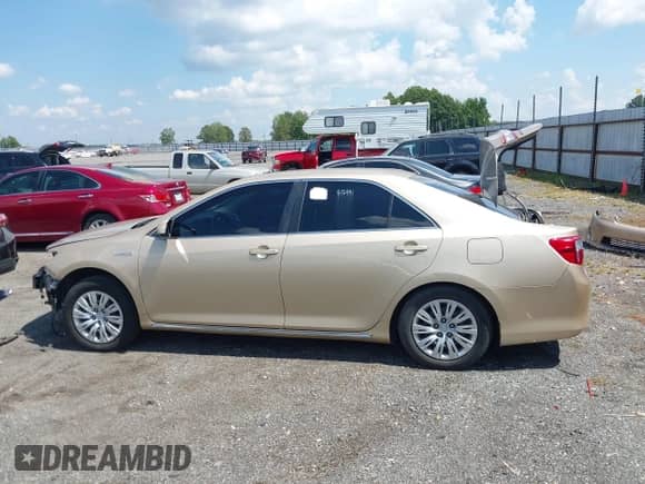 2012 Toyota Camry XLE с VIN 4T1BD1FK5CU018062, выставлен на аукционе IAAI как лот 43125587 с пробегом 158 980 миль миль и . История ставок и продаж доступна на DreamBid. Изображение 14.