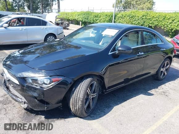 2023 Mercedes-Benz CLA 250 z VIN W1K5J4GB2PN412599, wystawiony jako IAAI lot #42912264 z przebiegiem 2 603 mil mil oraz . Historia ofert i sprzedaży dostępna na DreamBid. Obrazek 2.