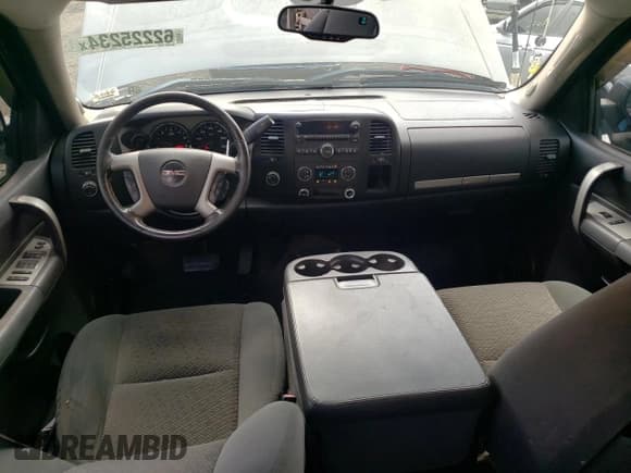 ✅ 2007 GMC Sierra 1500 SLE1 • VIN: 1GTEK19J57E561910 • Lot: 62225234. Wystawiony na Copart z przebiegiem 242 317 mil. Bezpłatny archiwum sprzedaży aukcyjnych z USA i szczegółowy raport historii pojazdu na DreamBid. Zdjęcie 8.