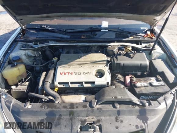 ✅ 2002 Lexus ES 300 • VIN: JTHBF30GX20062013 • Lot: 42237561. Wystawiony na IAAI z przebiegiem 306 747 mil. Bezpłatny archiwum sprzedaży aukcyjnych z USA i szczegółowy raport historii pojazdu na DreamBid. Zdjęcie 10.