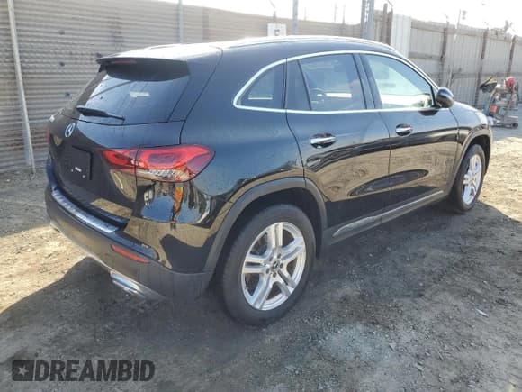 ✅ 2023 Mercedes-Benz GLA 250 • VIN: W1N4N4GB5PJ474928 • Lot: 85147345. Wystawiony na Copart z przebiegiem 41 016 mil. Bezpłatny archiwum sprzedaży aukcyjnych z USA i szczegółowy raport historii pojazdu na DreamBid. Zdjęcie 3.