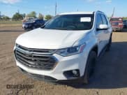 ✅ 2019 Chevrolet Traverse LT Cloth • VIN: 1GNERGKW1KJ137975 • Lot: 43710356. Wystawiony na IAAI z przebiegiem 168 596 mil. Bezpłatny archiwum sprzedaży aukcyjnych z USA i szczegółowy raport historii pojazdu na DreamBid. Zdjęcie 6.