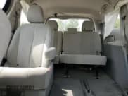 ✅ 2012 Toyota Sienna • VIN: 5TDZK3DC0CS233594 • Lot: 71744685. Wystawiony na Copart z przebiegiem 226 300 mil. Bezpłatny archiwum sprzedaży aukcyjnych z USA i szczegółowy raport historii pojazdu na DreamBid. Zdjęcie 10.