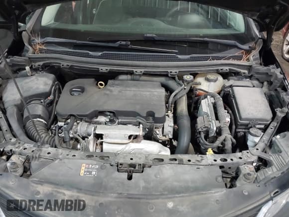 ✅ 2018 Chevrolet Cruze LT • VIN: 1G1BE5SMXJ7229309 • Lot: 43327986. Wystawiony na IAAI z przebiegiem 98 751 mil. Bezpłatny archiwum sprzedaży aukcyjnych z USA i szczegółowy raport historii pojazdu na DreamBid. Zdjęcie 10.