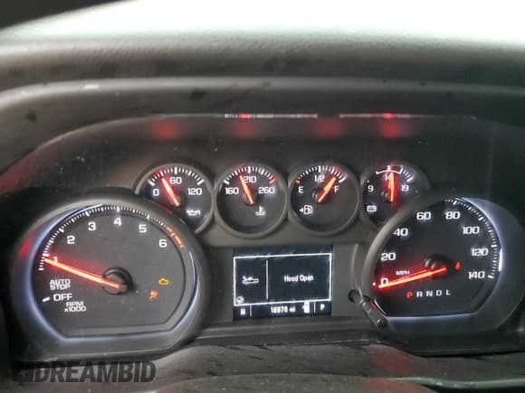 ✅ 2021 Chevrolet Silverado 1500 Custom • VIN: 1GCPWBEK1MZ287563 • Lot: 38712103. Wystawiony na Copart z przebiegiem 18 976 mil. Bezpłatny archiwum sprzedaży aukcyjnych z USA i szczegółowy raport historii pojazdu na DreamBid. Zdjęcie 9.